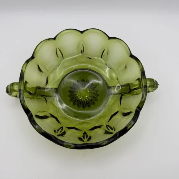 Anchor Hocking Fairfield Nappy Dish 7in Avocado Green Glass Vintage - Picture 4 of 6